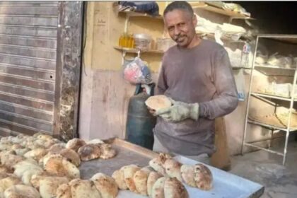 في قصة مؤثرة.. كيف تحول دكتور غازي من خبير حكومي إلى خباز في القاهرة