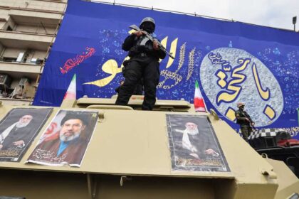 خاصضربات "قطع الرؤوس".. هل تقود إلى انهيار النظام الإيراني؟