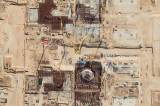 هجوم على محطة بوشهر النووية الإيرانية يثير مخاوف من "كارثة"