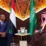 دبلوماسي أمريكي يعلق على إيقاف السعودية دعمها لـ”الجيش السوداني”