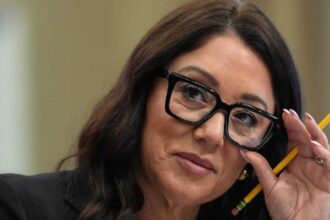 وزيرة ثالثة تغادر إدارة ترامب بعد حديث عن "سوء سلوك"