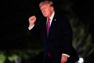 رغم غياب التأكيد الرسمي.. ترامب يصر على أن إيران "ستتفاوض"