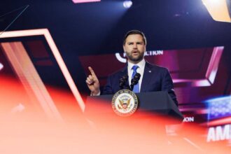 تعليق مفاجئ لزيارة فانس.. تعثر محادثات إيران يهدد الهدنة