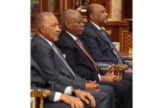 خاصسياسيون سودانيون: زيارة البرهان تفضح نفوذ الإخوان