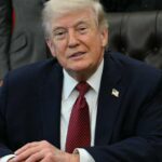 ترامب يؤكد استمرار الحصار الإيراني ويتحدث عن مفاوضات محتملة بعد تأجيل هجمات.