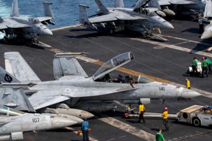 الجيش الأميركي ينفي إسقاط مقاتلة فوق مضيق هرمز