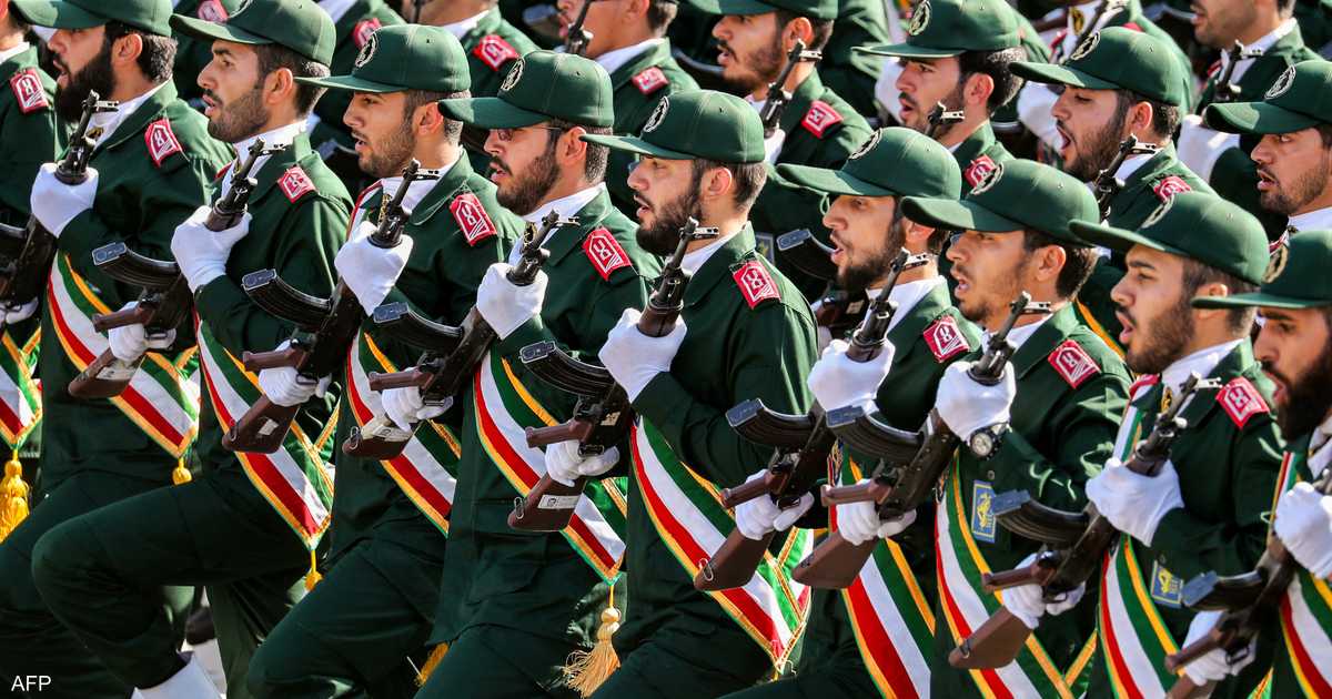 إيران بين صراعات الأجنحة الداخلية وملفات التفاوض الخارجية