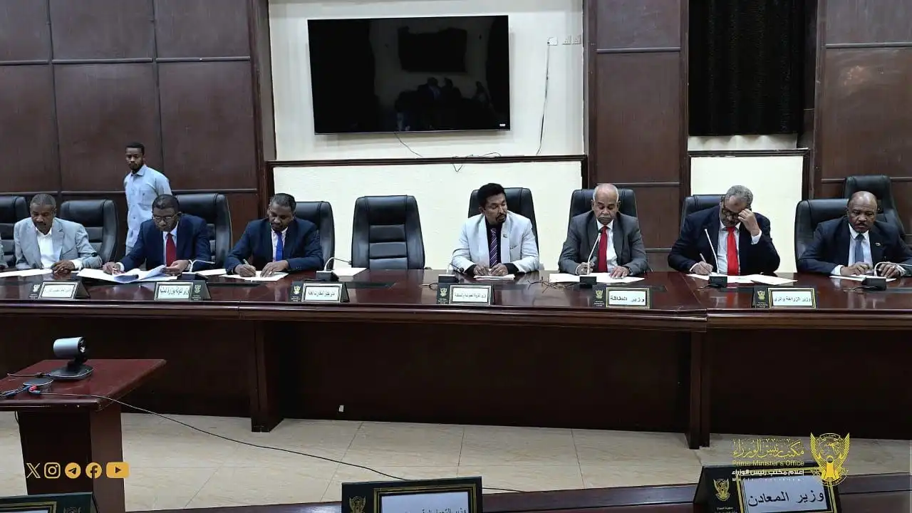 مجلس الوزراء تتخذ قرارات لمحاصرة سعر الصرف