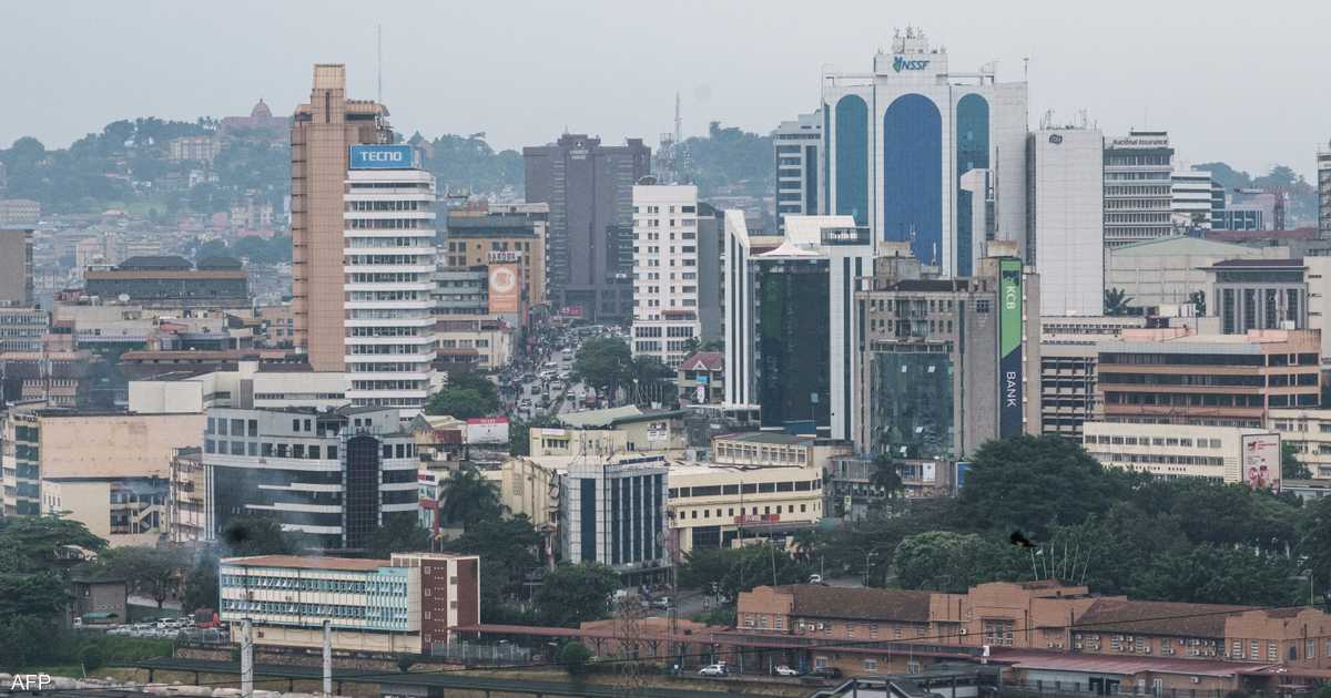 أوغندا تستقبل أول رحلة تحمل مرحلين من الولايات المتحدة