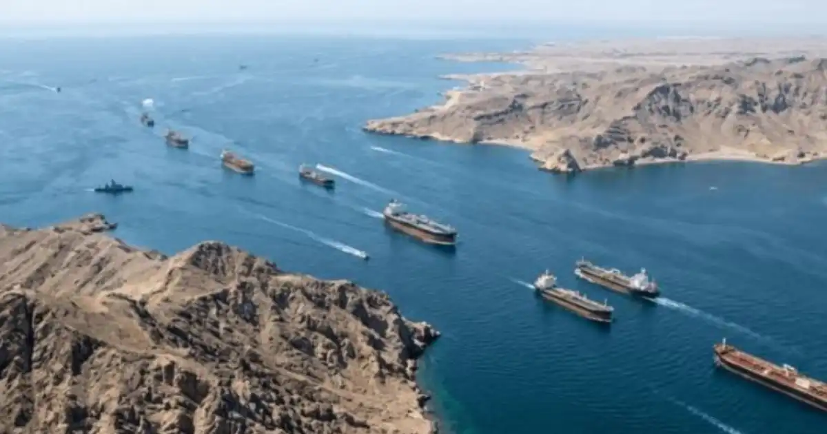 إيران تعلن فتح مضيق هرمز بالكامل وانهيار كبير في أسعار النفط