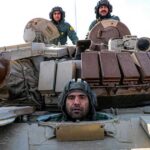 ميزان القوة العسكري الإيراني يفضل الحرس الثوري على الجيش النظامي