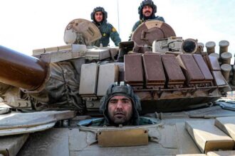 ميزان القوة العسكري الإيراني يفضل الحرس الثوري على الجيش النظامي