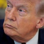 ترامب يكرر تهديداته لإيران: الجسور ثم محطات الكهرباء