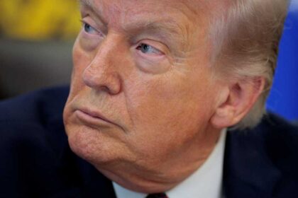 ترامب يكرر تهديداته لإيران: الجسور ثم محطات الكهرباء