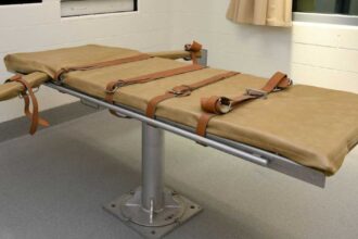 ترامب يدعو لتوسيع نطاق عقوبة الإعدام للجرائم البشعة في عهد جديد للعدالة الفدرالية.