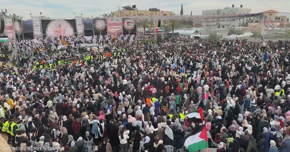 أهالي غزة وممثلو دوليين يشاركون في عرس جماعي ثوب الفرح 2 احتفالا بالحياة ودعما إنسانيا.