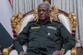 خاصالسودان.. هل ينقلب رئيس أركان الجيش الجديد على البرهان؟