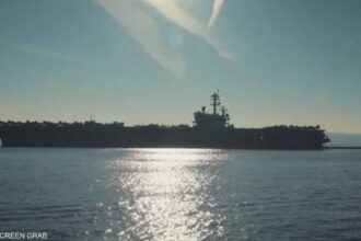 نشرت واشنطن ثلاث حاملات طائرات في الشرق الأوسط لأول مرة منذ 2003، لتعزيز الضغط على إيران.