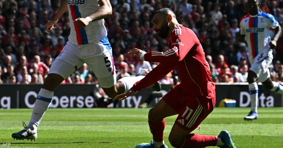 صلاح يعود للمعسكر الدولي للمنتخب المصري متأثراً بالاصابة