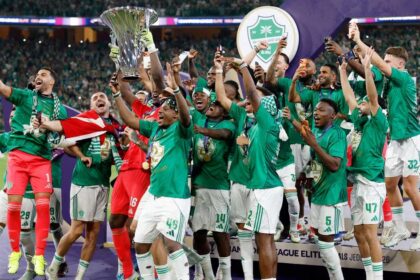 الأهلي يفوز على ميلان في الوقت بدل الضائع بضربة البريكان
