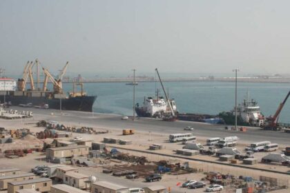 هيئة بحرية: إصابة سفينة بمقذوف قبالة سواحل قطر