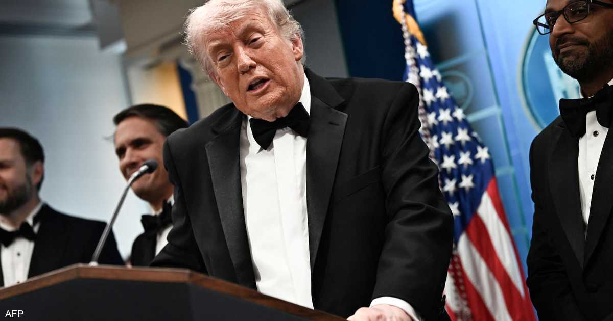 ترامب يربط حادثة استهدافه بتحدياته وتأثيره التاريخي ويؤكد تحدي المخاطر الأمنية