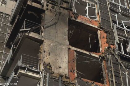 منطقة كييف تتعرض لهجوم ضخم بالصواريخ والمسيرات