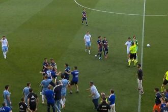 شجار وحراس مرمى ومباراة ويسكا وسرقسطة تتحول إلى فوضى قبل نهاية المباراة