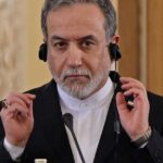 إيران وعُمان تؤكدان أهمية الحوار لضمان أمن مضيق هرمز وتنسيق الموقف مع روسيا بشأن تطورات المنطقة