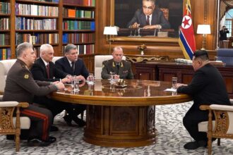 بيونغيانغ وروسيا تثبتان تعاونهما العسكري وتوقّعان خطة تعاون لـ2027-2031