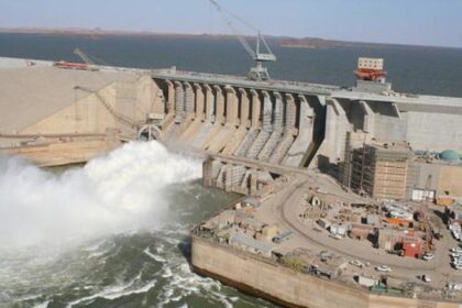 الصين تبدأ في صيانة سد مروي وتبعد المهندسين السودانيين