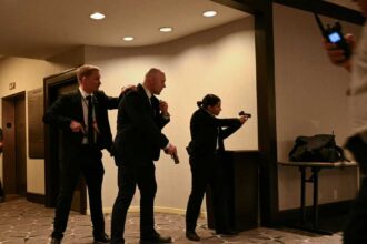 الرئيس الأميركي ترامب يستهدف للمرة الثالثة في أقل من عامين