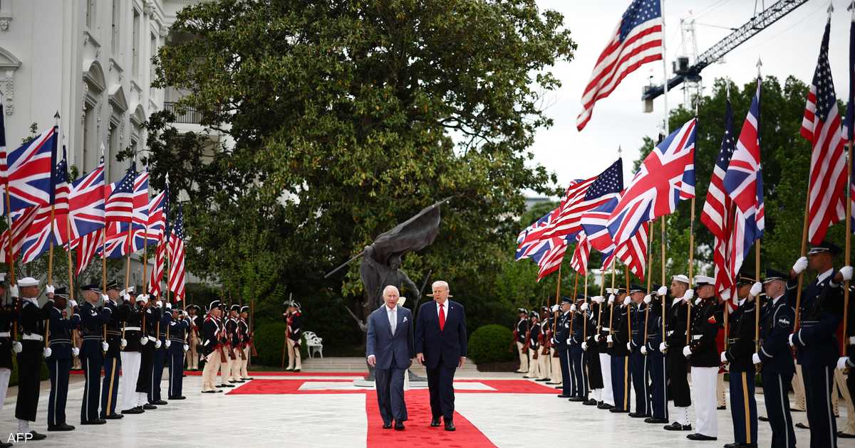 الملك تشارلز الثالث يلقي خطاباً تاريخياً أمام الكونغرس الأميركي خلال زيارة رسمية مشتعلة.