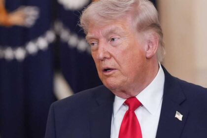 ترامب: قريبا سنسيطر على هرمز ونجني ثروة هائلة