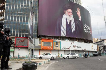 عسكرة القيادة.. كيف تحولت إيران إلى نسخة أكثر تشددا؟