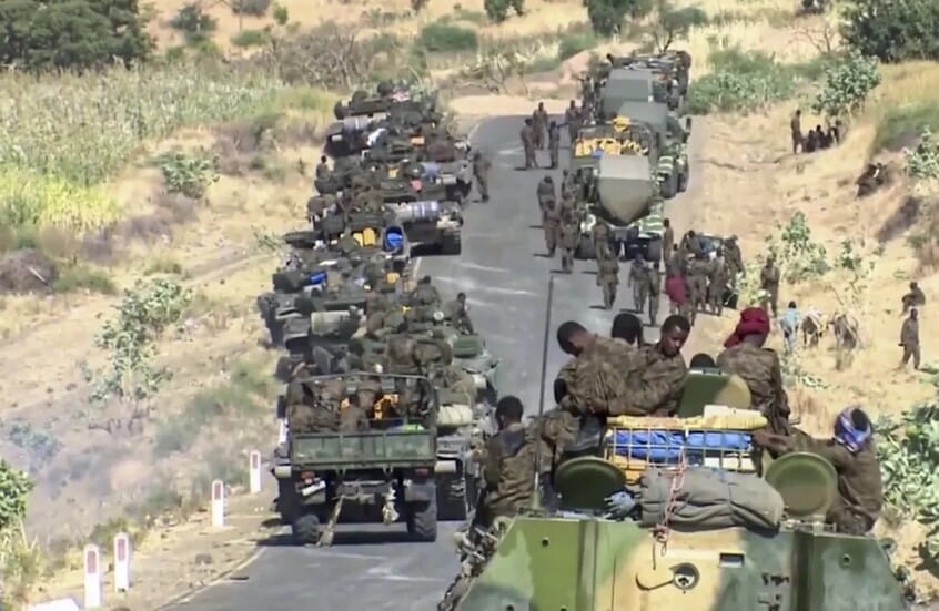 قافلة عسكرية ضخمة من بربرة تدعم مليشيا الدعم في السودان عبر إثيوبيا.