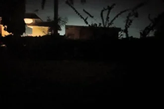 تقدمت عائلة اسماء علي بعريضة للنيابة العامة تتهم مستشفى وطبيباً جراحاً بالاهمال الذي أدى إلى وفاة الفتاة.