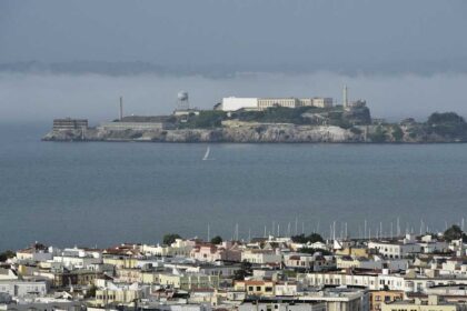 ترامب يطلب 152 مليون دولار لإعادة تشغيل سجن "ألكاتراز"