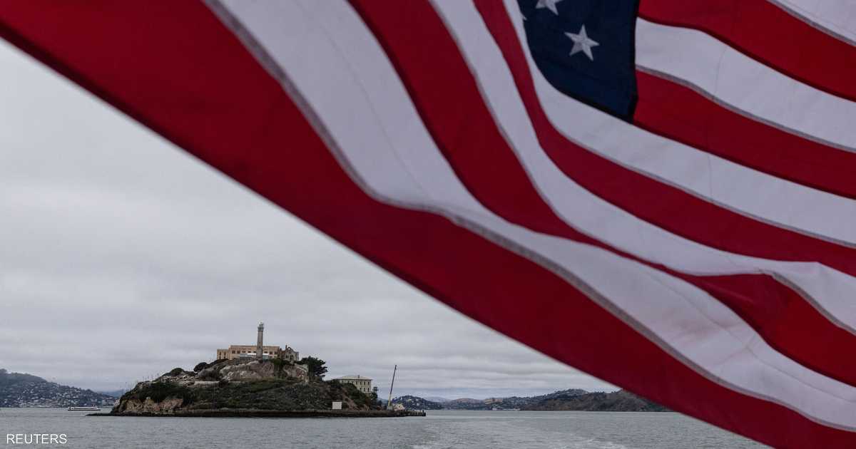 ترامب يطلب تخصيص 152 مليون دولار لإعادة فتح سجن "الكاتراز"