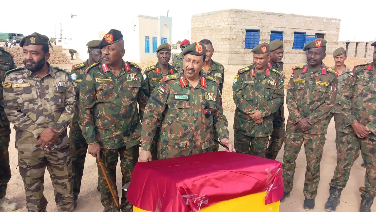 دشن مشروع المرحلة المتوسطة لمدارس الفرقة (19) مشاة.