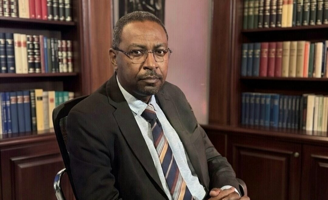 مستشار رئيس مجلس السيادة يوجه دعوة مهمة إلى الإمارات