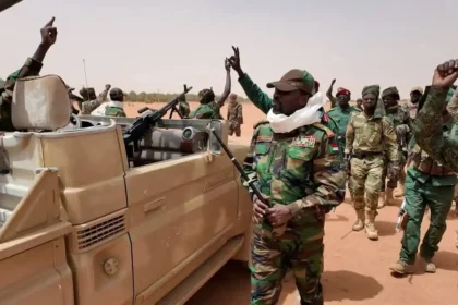 جاهزية قتالية كاملة لجيش تحرير السودان في دارفور والمحاور الأخرى.