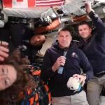 رواد "أرتيميس 2" يكشفون تفاصيل حياتهم في الفضاء