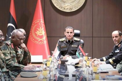 رئيس أركان الجيش الليبي يبحث مع مدير الاستخبارات العسكرية محمد علي صبير التعاون الأمني