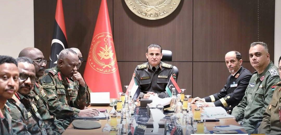 رئيس أركان الجيش الليبي يبحث مع مدير الاستخبارات العسكرية محمد علي صبير التعاون الأمني
