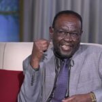 نجاة الشاعر السوداني التجاني حاج موسى من الموت في القاهرة