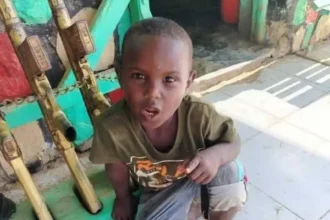 منتصر صالح.. طفل يدخل قسم الحماية ويختفي فلا تجد أسرته إلا الغياب