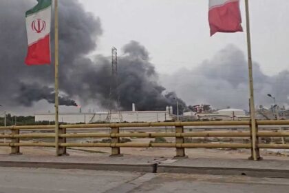 يوم "تصفير البتروكيماويات" في إيران.. ماذا استهدفت إسرائيل؟