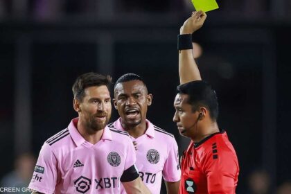 لاتيني يعشق "الطرد"..غضب عراقي بعد تعيين حكم مباراة بوليفيا