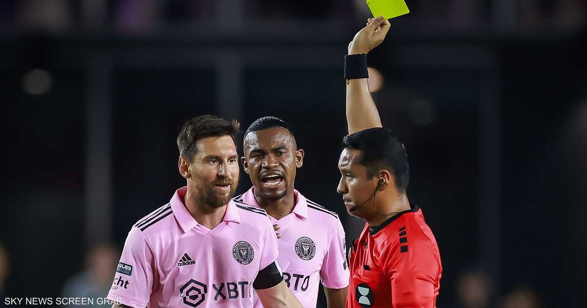 لاتيني يعشق "الطرد"..غضب عراقي بعد تعيين حكم مباراة بوليفيا